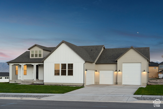 Photo 2 for MLS #2116247 at 443 S Mcbride Dr