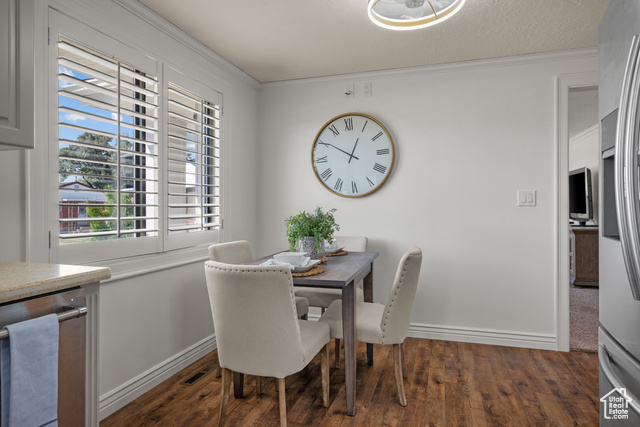 Photo 7 for MLS #2116248 at 400 N 75 West