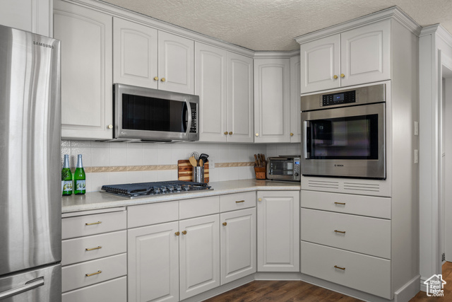 Photo 11 for MLS #2116248 at 400 N 75 West