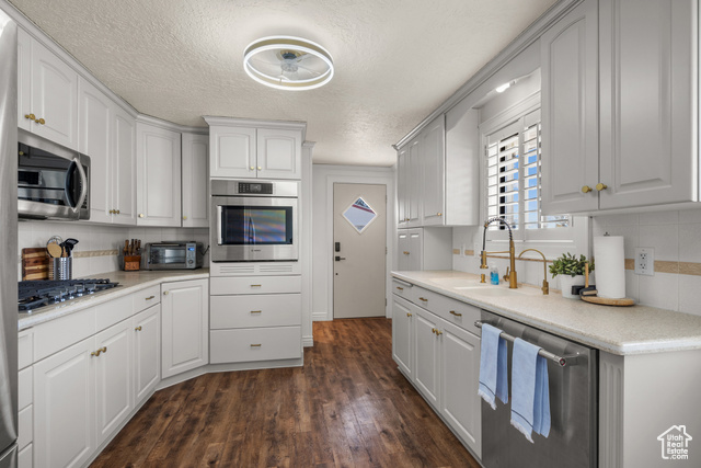 Photo 8 for MLS #2116248 at 400 N 75 West