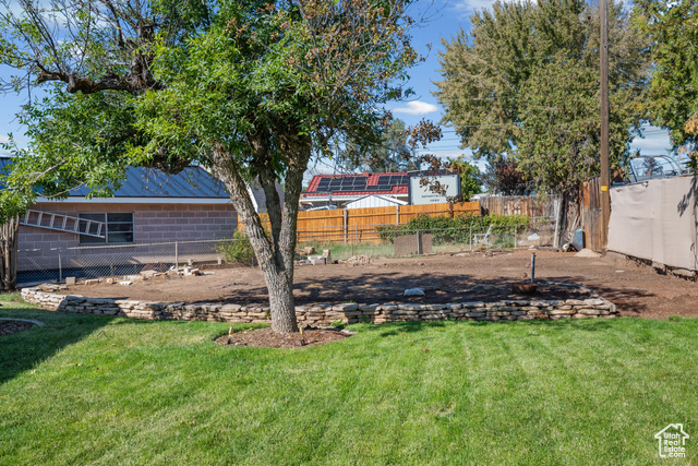 Photo 28 for MLS #2116248 at 400 N 75 West