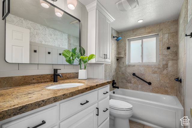 Photo 15 for MLS #2116248 at 400 N 75 West