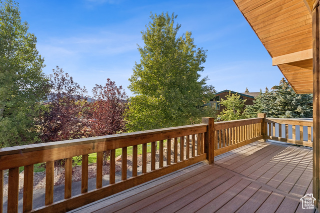 Photo 13 for MLS #2116251 at 6120 Snow View Dr