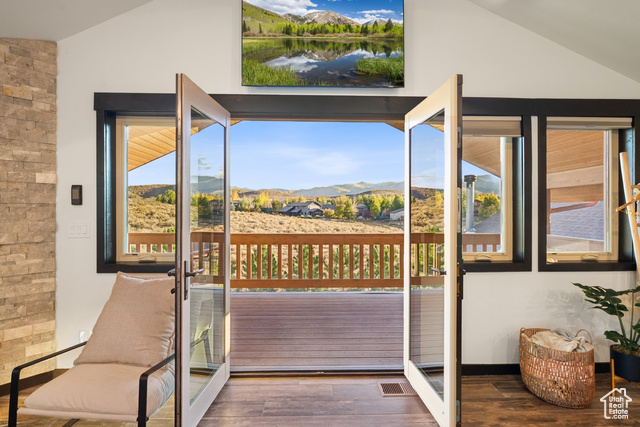 Photo 25 for MLS #2116251 at 6120 Snow View Dr