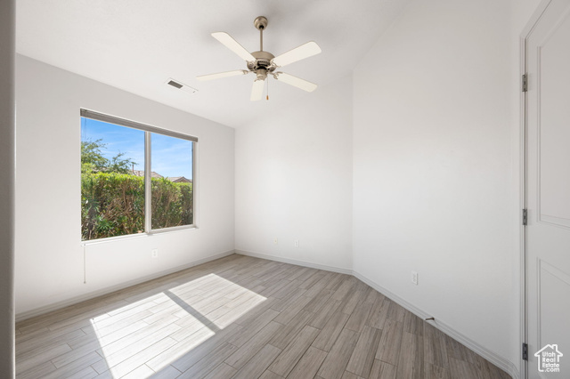 Photo 17 for MLS #2116256 at 1630 E 2450 South #231