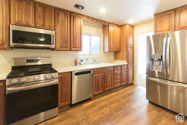Photo 2 for MLS #2116258 at 915 E Galena Dr