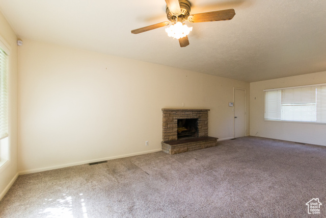 Photo 4 for MLS #2116258 at 915 E Galena Dr