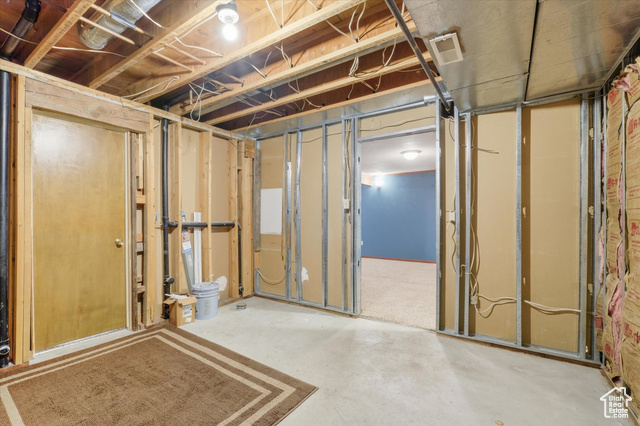 Photo 26 for MLS #2116259 at 371 S 100 East