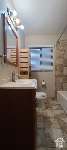 Photo 28 for MLS #2116261 at 1838 E Hillcrest Ave