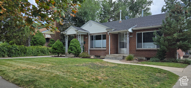 Photo 41 for MLS #2116261 at 1838 E Hillcrest Ave