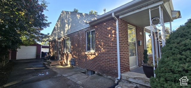 Photo 42 for MLS #2116261 at 1838 E Hillcrest Ave