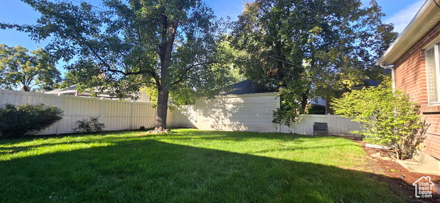 Photo 40 for MLS #2116261 at 1838 E Hillcrest Ave