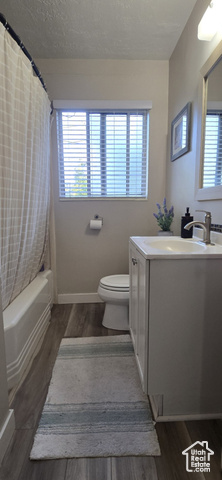 Photo 12 for MLS #2116261 at 1838 E Hillcrest Ave