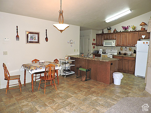 Photo 4 for MLS #2116264 at 633 N 100 West