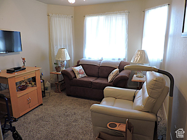 Photo 11 for MLS #2116264 at 633 N 100 West