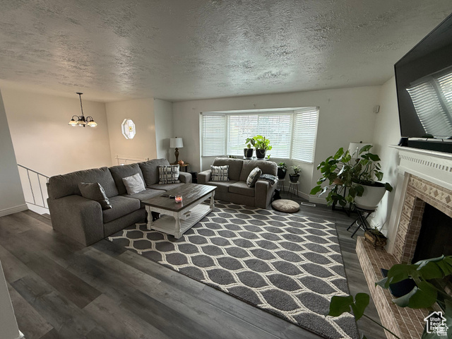 Photo 6 for MLS #2116265 at 4717 S Spicewood Cir