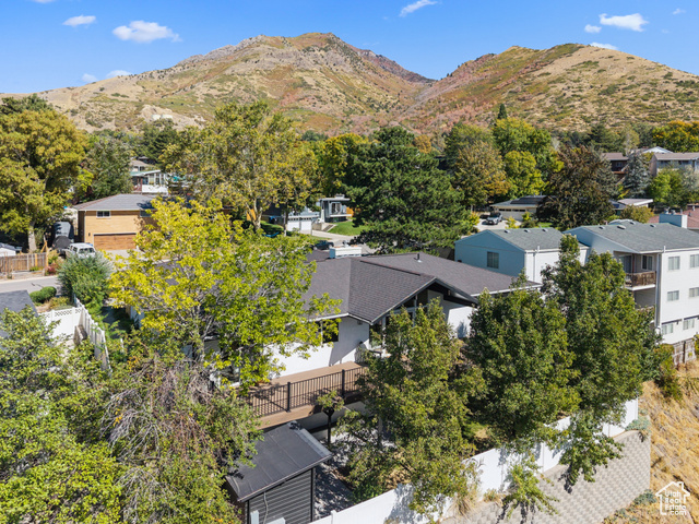 Photo 51 for MLS #2116266 at 3554 E Suniland Cir