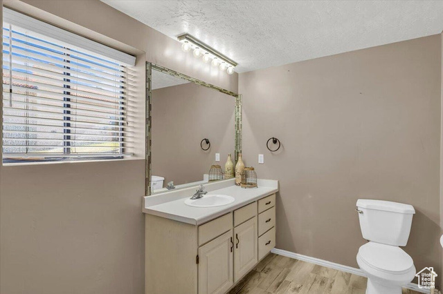 Photo 16 for MLS #2116267 at 2150 S Balboa Way #9