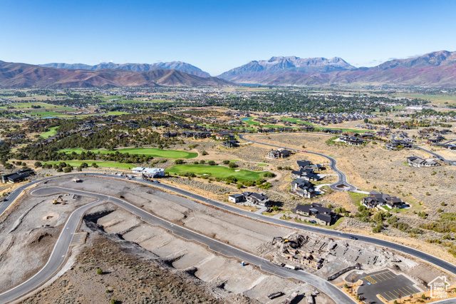 Photo 17 for MLS #2116272 at 1261 N Granite Peak Way #660