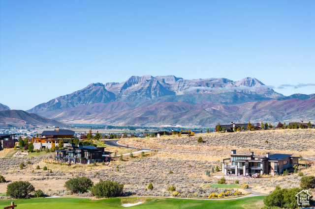 Photo 5 for MLS #2116272 at 1261 N Granite Peak Way #660