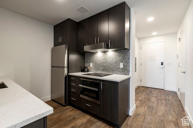 Photo 7 for MLS #2116281 at 2303 W Deer Hollow Rd #1231