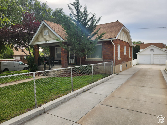 8757 W STATE HWY