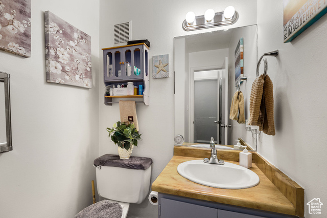 Photo 11 for MLS #2116284 at 1120 E Canyon Rd #38