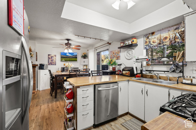 Photo 10 for MLS #2116284 at 1120 E Canyon Rd #38