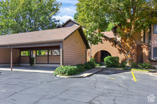 Photo 3 for MLS #2116284 at 1120 E Canyon Rd #38