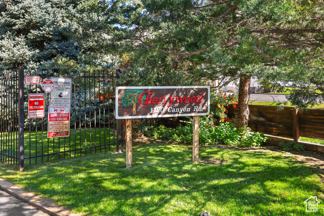 Photo 25 for MLS #2116284 at 1120 E Canyon Rd #38