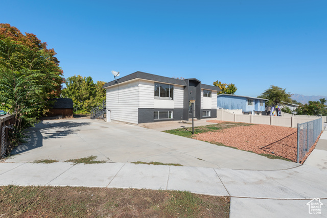 Photo 23 for MLS #2116286 at 3660 W Ashland Cir