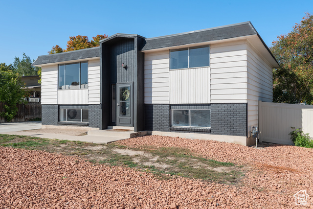 Photo 24 for MLS #2116286 at 3660 W Ashland Cir