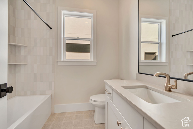 Photo 11 for MLS #2116293 at 283 E Concord Farm Ln #2