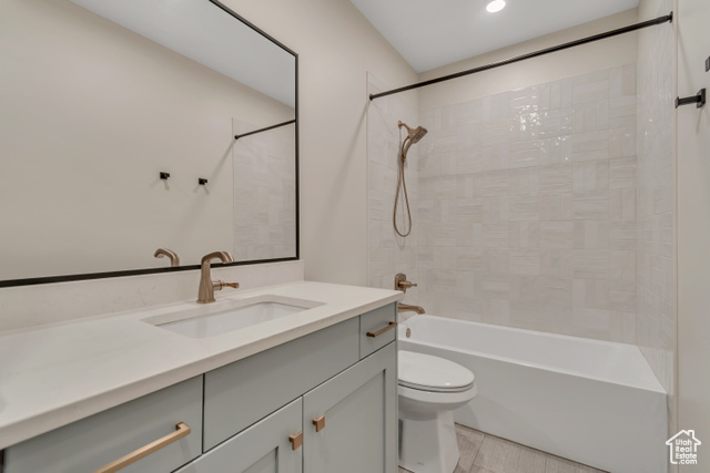 Photo 24 for MLS #2116293 at 283 E Concord Farm Ln #2