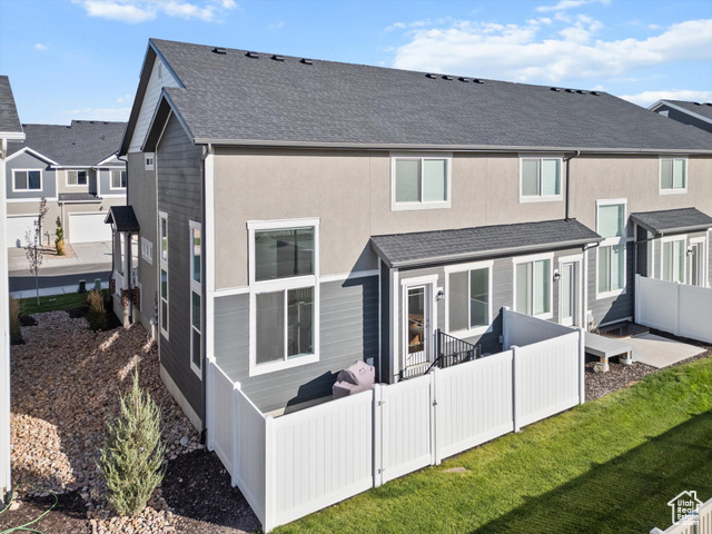 Photo 2 for MLS #2116295 at 999 N Ledger Dr