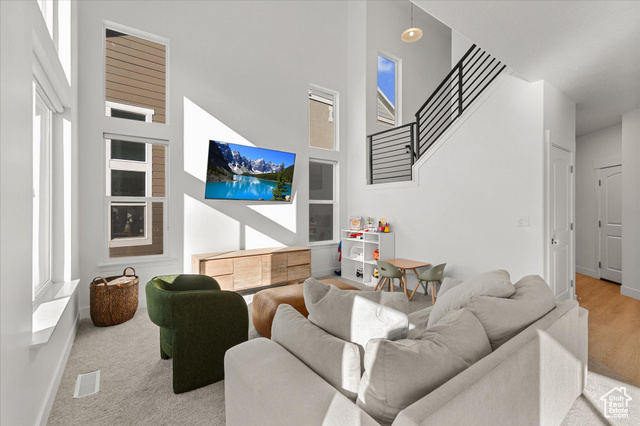 Photo 12 for MLS #2116295 at 999 N Ledger Dr