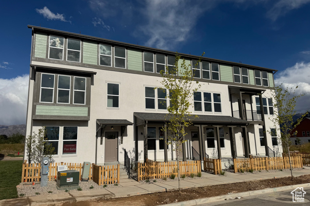 1463 N 1875 W #165, Layton UT 84041
