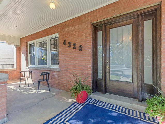 Photo 3 for MLS #2116299 at 4320 S Commerce Dr