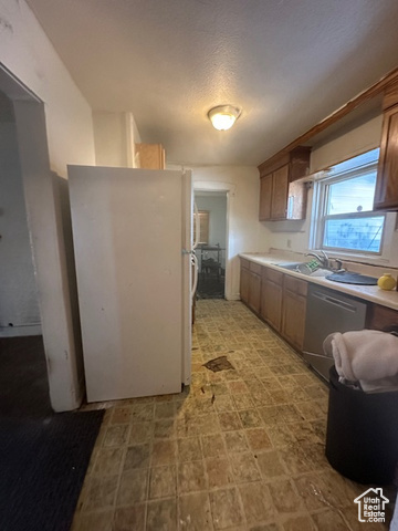 Photo 2 for MLS #2116308 at 45 E Kelsey Ave