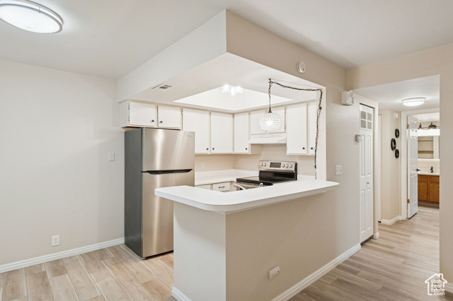 Photo 9 for MLS #2116317 at 987 E Creekhill Hwy