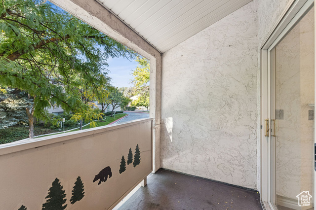 Photo 40 for MLS #2116317 at 987 E Creekhill Hwy