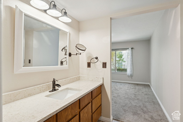 Photo 38 for MLS #2116317 at 987 E Creekhill Hwy