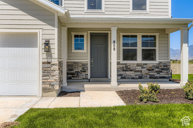 Photo 2 for MLS #2116340 at 808 W 1710 North