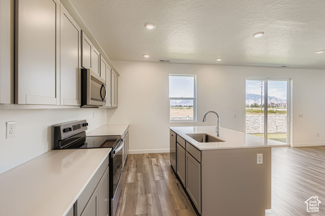 Photo 5 for MLS #2116340 at 808 W 1710 North