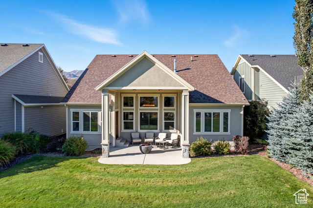 Photo 4 for MLS #2116356 at 587 W Bayhill Dr