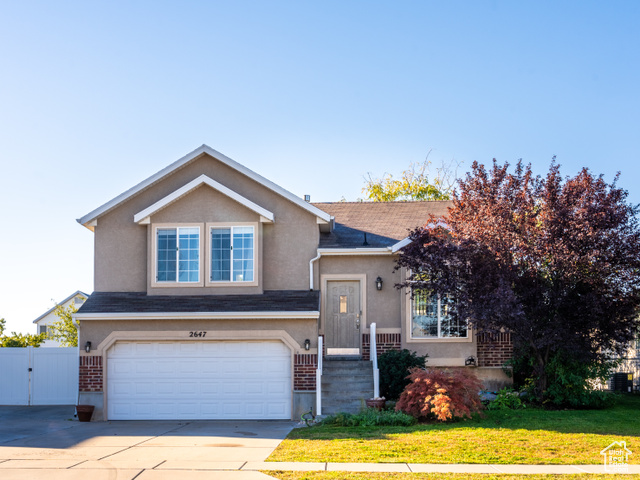 Photo 2 for MLS #2116358 at 2647 W 1445 North