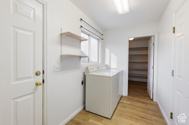 Photo 7 for MLS #2116362 at 646 N 2450 East #17