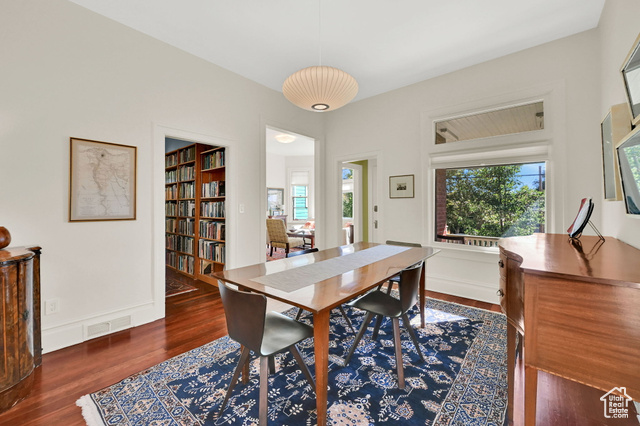 Photo 15 for MLS #2116368 at 681 E 4th Ave