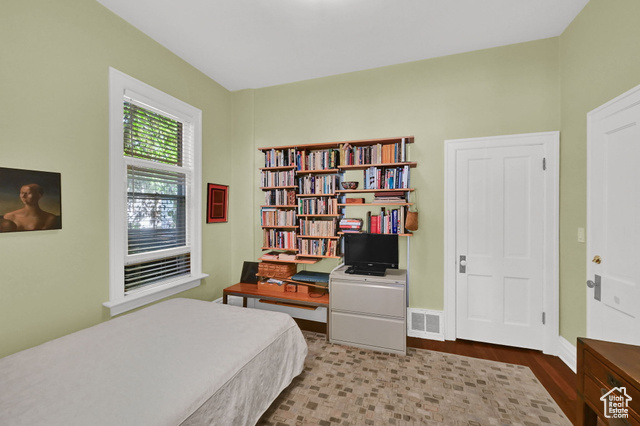 Photo 24 for MLS #2116368 at 681 E 4th Ave
