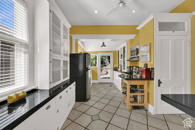 Photo 18 for MLS #2116368 at 681 E 4th Ave